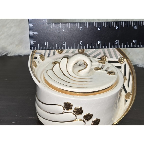 Hand Painted Italy Ceramic Covered Dish Gold Trim Lattice Rim Vintage Decorative - Picture 5 of 5